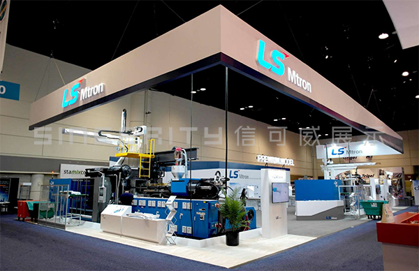 信可威國外展臺設(shè)計(jì)現(xiàn)場圖