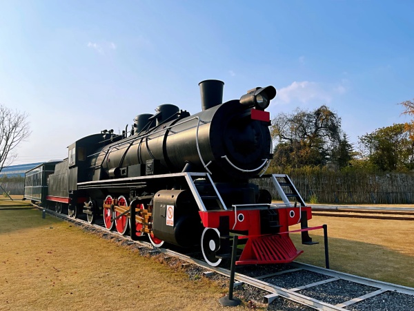 紅色廣場展廳設(shè)計(jì)賞析