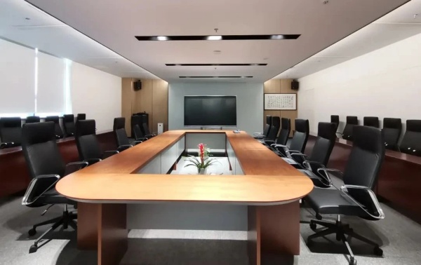 紅色廣場展廳設(shè)計(jì)賞析