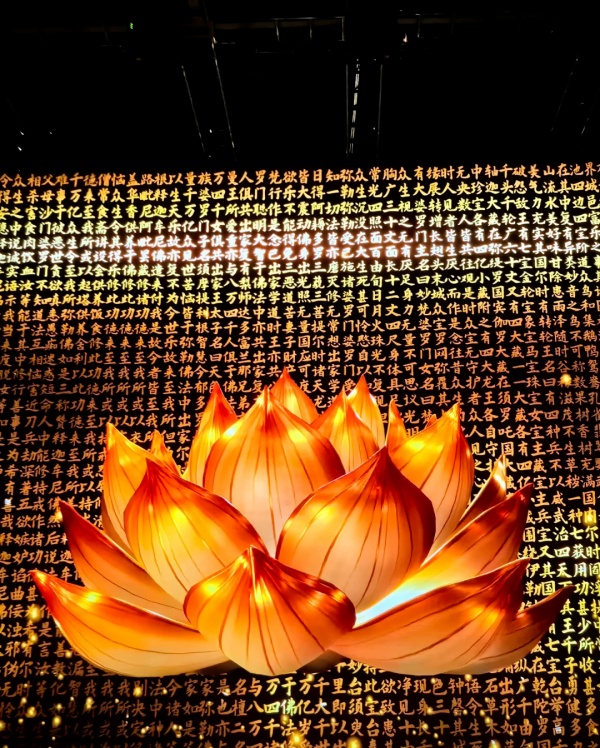 耗資9億的寧波彌勒數(shù)字博物館！年輕人在這里拜佛許愿?。?！